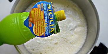 кекс с ароматом лимона и мяты