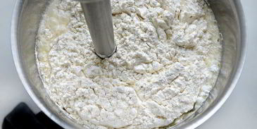 кекс с ароматом лимона и мяты