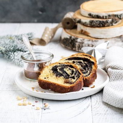 Кекс с маком и изюмом