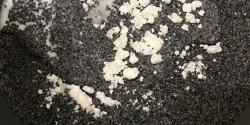 кекс с маком и изюмом