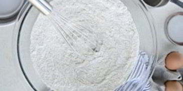 перевернутый ананасовый кекс