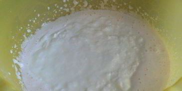 шоколадно-творожные кексы с брусникой