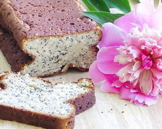 Сочный творожный кекс с маком