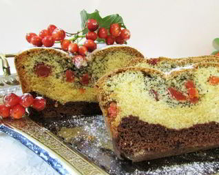 Трехслойный кекс с вяленым кизилом