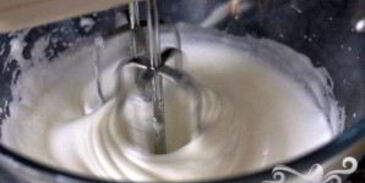 воздушный кекс с коньяком