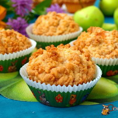 Яблочные кексы со штрейзелем