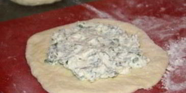 хачапури из слоеного теста