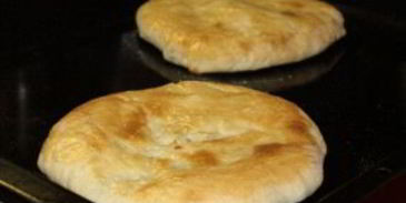 хачапури из слоеного теста