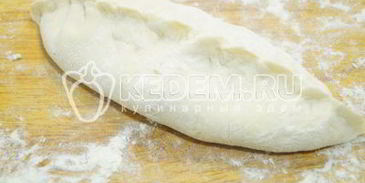 хачапури с брынзой и яйцом