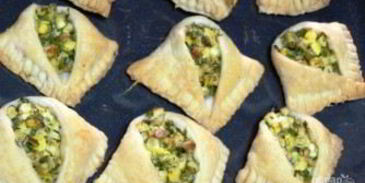 хачапури с творогом и зеленью