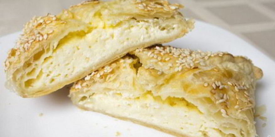 Рецепт хачапури с творогом из слоеного теста