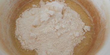 багет с чесноком и зеленью