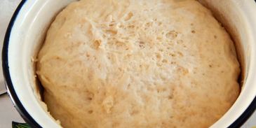 багет с чесноком и зеленью