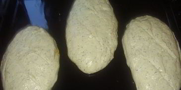 хлеб монж с зернышками мака