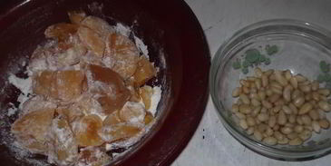 хлеб пшеничный с курагой