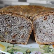 Рецепт Хлеба с орехами и изюмом