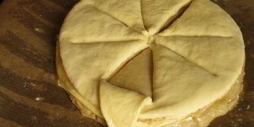 хлеб-венок три теста