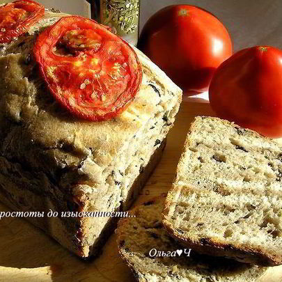 Оливковый хлеб с маслинами и каперсами