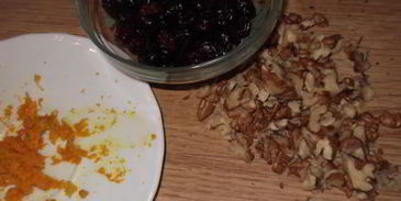 пшеничный хлеб с сушеной клюквой