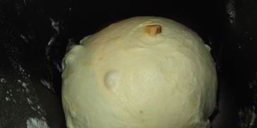 пшеничный хлеб с сушеной клюквой