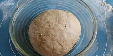 творожный хлеб с цельнозерновой мукой