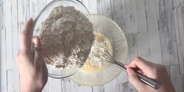 хворост тонкий хрустящий сладкий