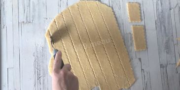 хворост тонкий хрустящий сладкий