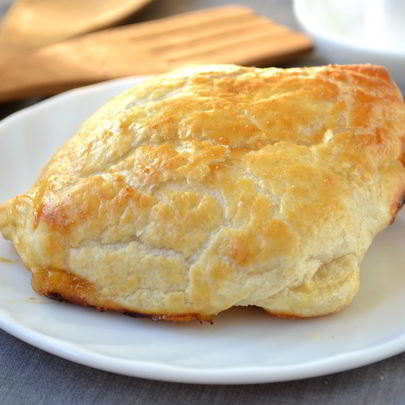 Конвертики из слоеного теста с начинкой