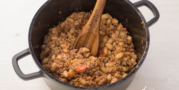 конвертики с мясом и фасолью в лаваше