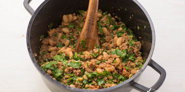 конвертики с мясом и фасолью в лаваше