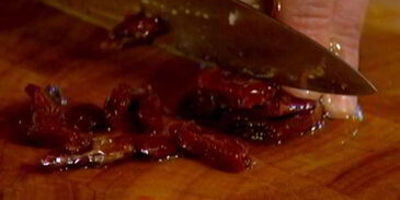 лаваш с ароматной фасолью и авокадо