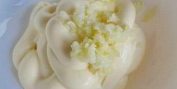 лаваш с консервами и сыром