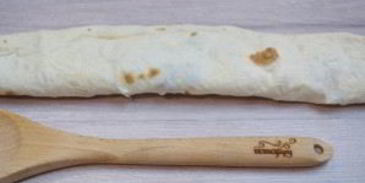 лаваш с начинкой, запеченный в духовке