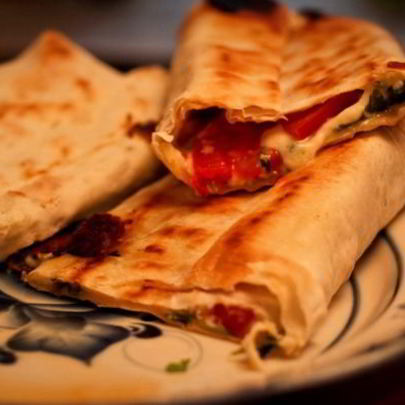 Лаваш с сулугуни и кинзой