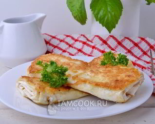 Лаваш с сыром на сковороде