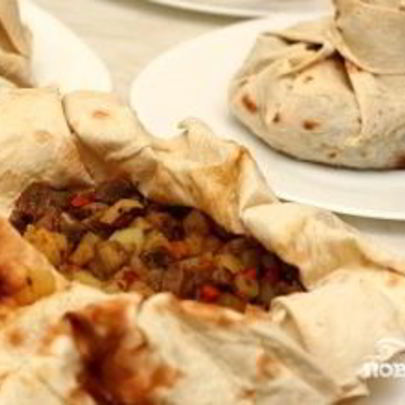 Мясо в лаваше