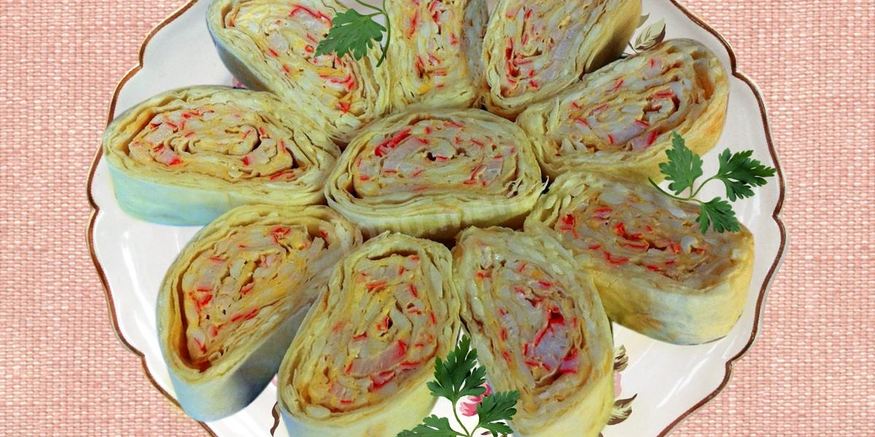 Рецепт рулетов из лаваша с крабовыми палочками и творогом