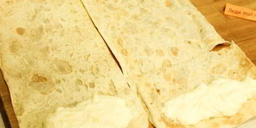 рулеты из лаваша с сыром