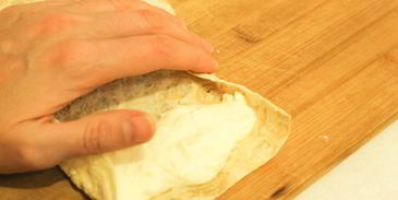 рулеты из лаваша с сыром