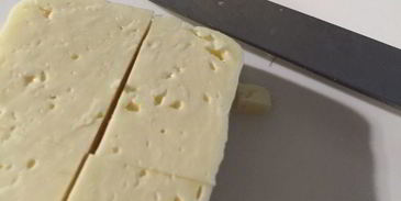 сулугуни в лаваше