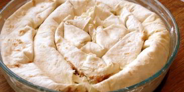 улитка из лаваша с творогом