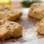 Рецепт Фокаччи с каменной солью и розмарином