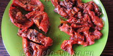 фокачча с вялеными помидорами