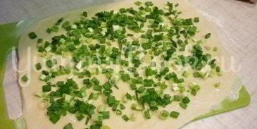 хрустящие лепешки с сыром и зеленым луком