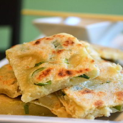 Китайская лепешка с луком