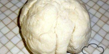 ламаджо — армянские хрустящие лепешки прослоенные мясным фаршем