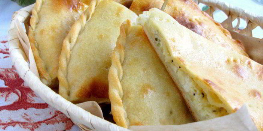 Рецепт лепешки с моцареллой, фетой и орегано