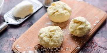 лепешки с адыгейским сыром на сковороде