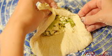 лепешки с брынзой и перцем