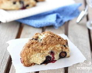 Лепешки с черникой